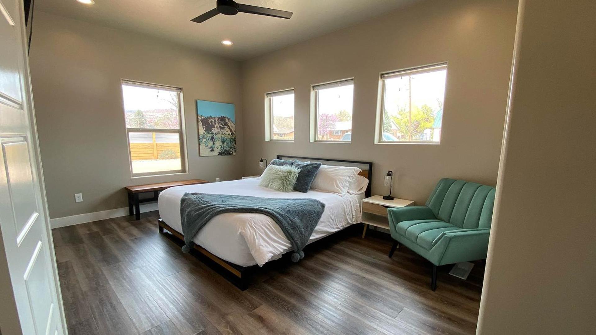 Timber & Tin F 2Bed 2Bath W Pool & Rooftop Deck 커내브 외부 사진