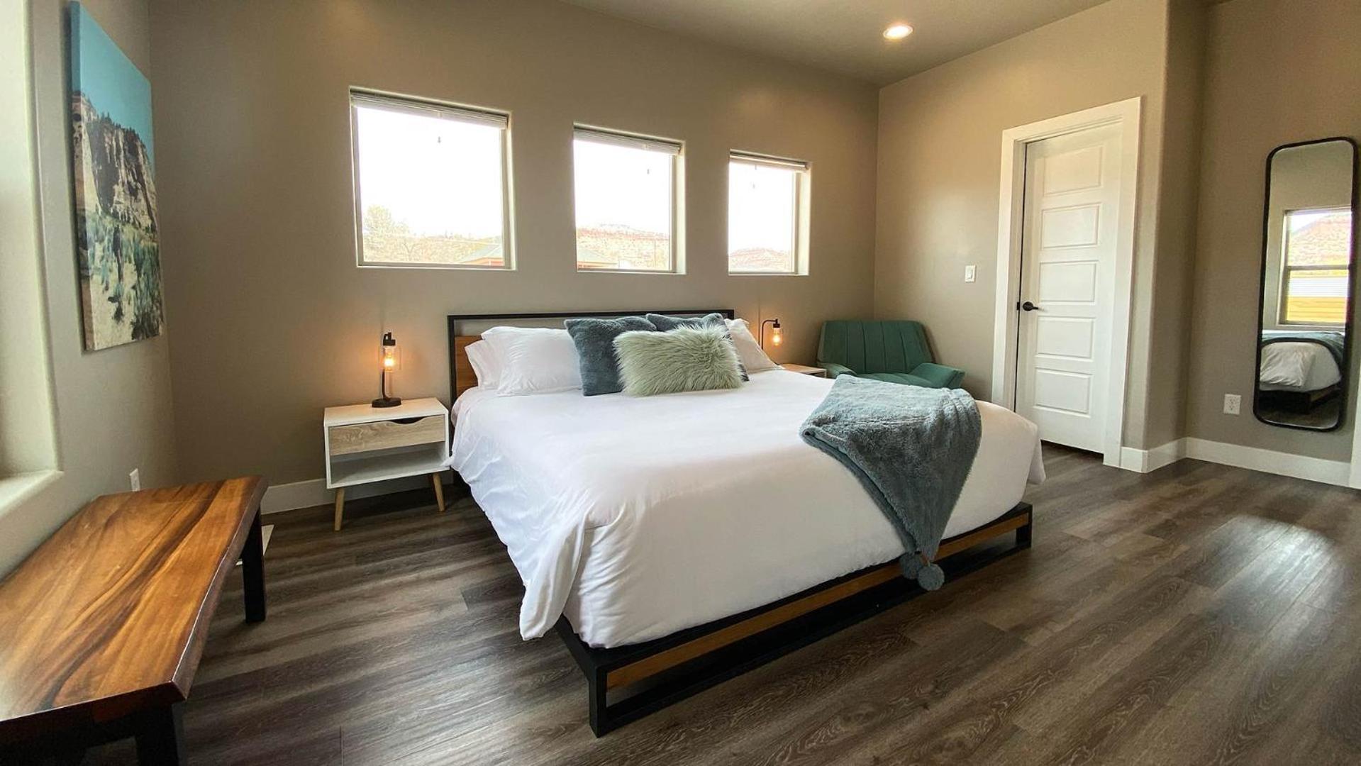 Timber & Tin F 2Bed 2Bath W Pool & Rooftop Deck 커내브 외부 사진