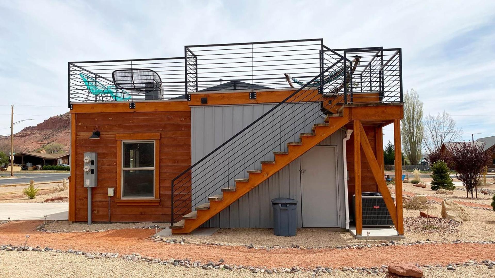Timber & Tin F 2Bed 2Bath W Pool & Rooftop Deck 커내브 외부 사진